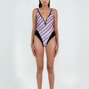 MAISIE WILEN Shockwave one piece bathing suit size small